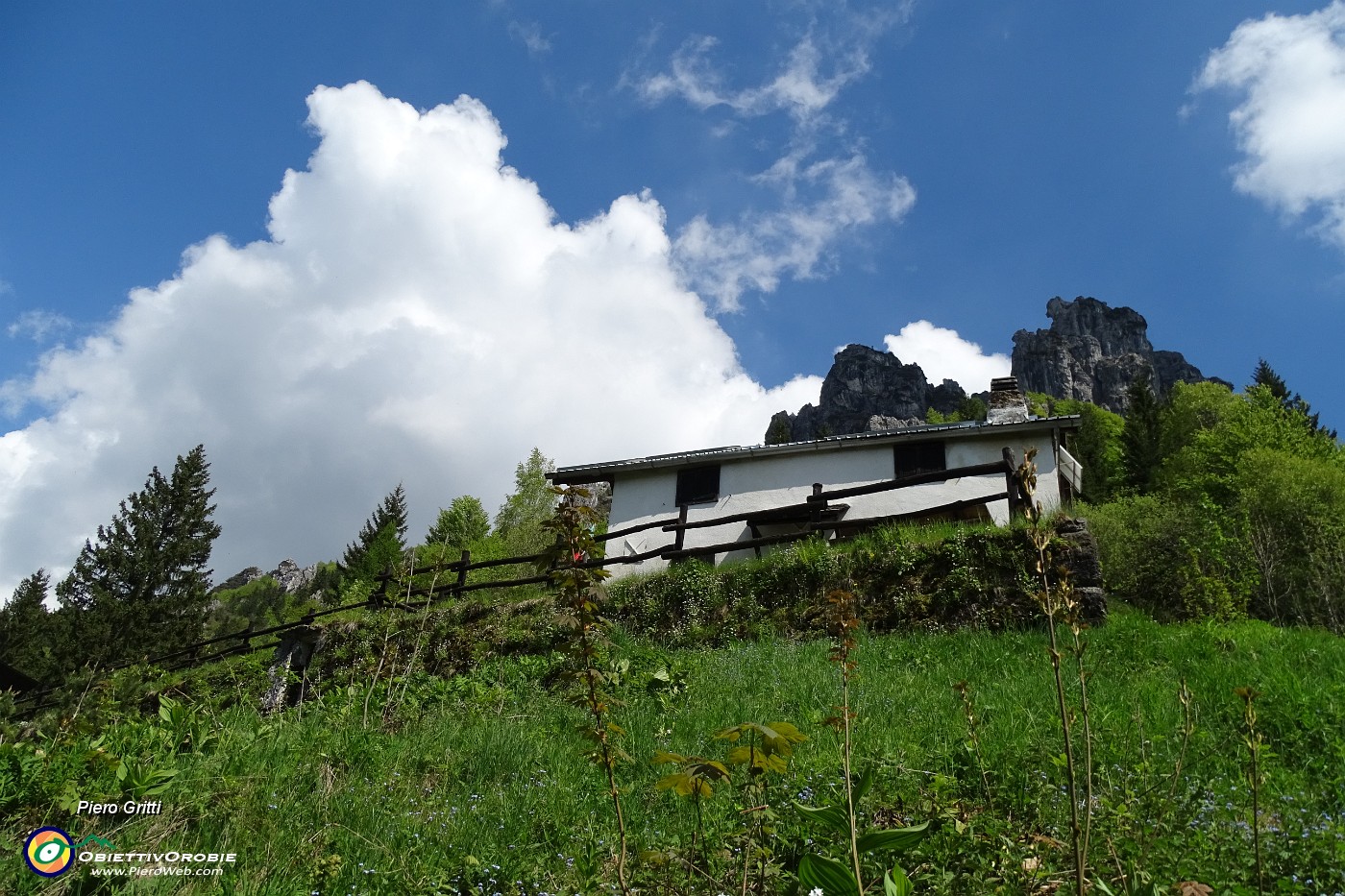 95 Casina Bianca, 1407 m (CAI-Treviglio).JPG